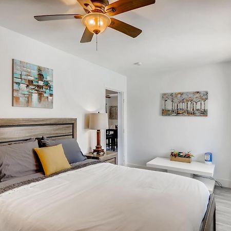 Appartement Tropical Getaway/ Stunning 2Br Gem à West Palm Beach Extérieur photo